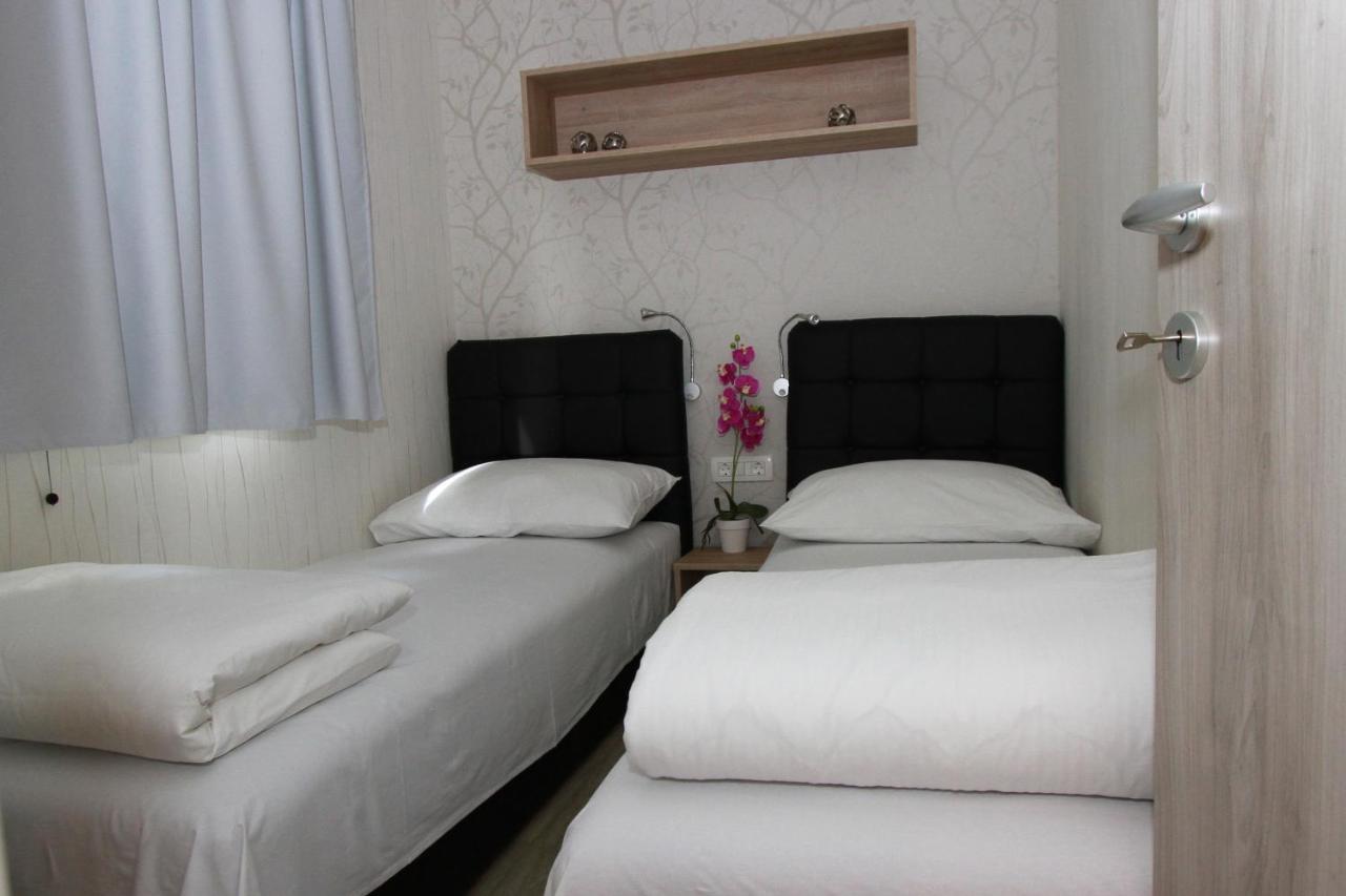 Camping Almissa Omiš Exterior foto